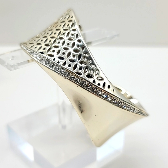 Brighton "GEO TWIRL SHINE" Hinged Bangle w Swarovski Crystals & Cut-Out Detail! - Picture 2 of 13